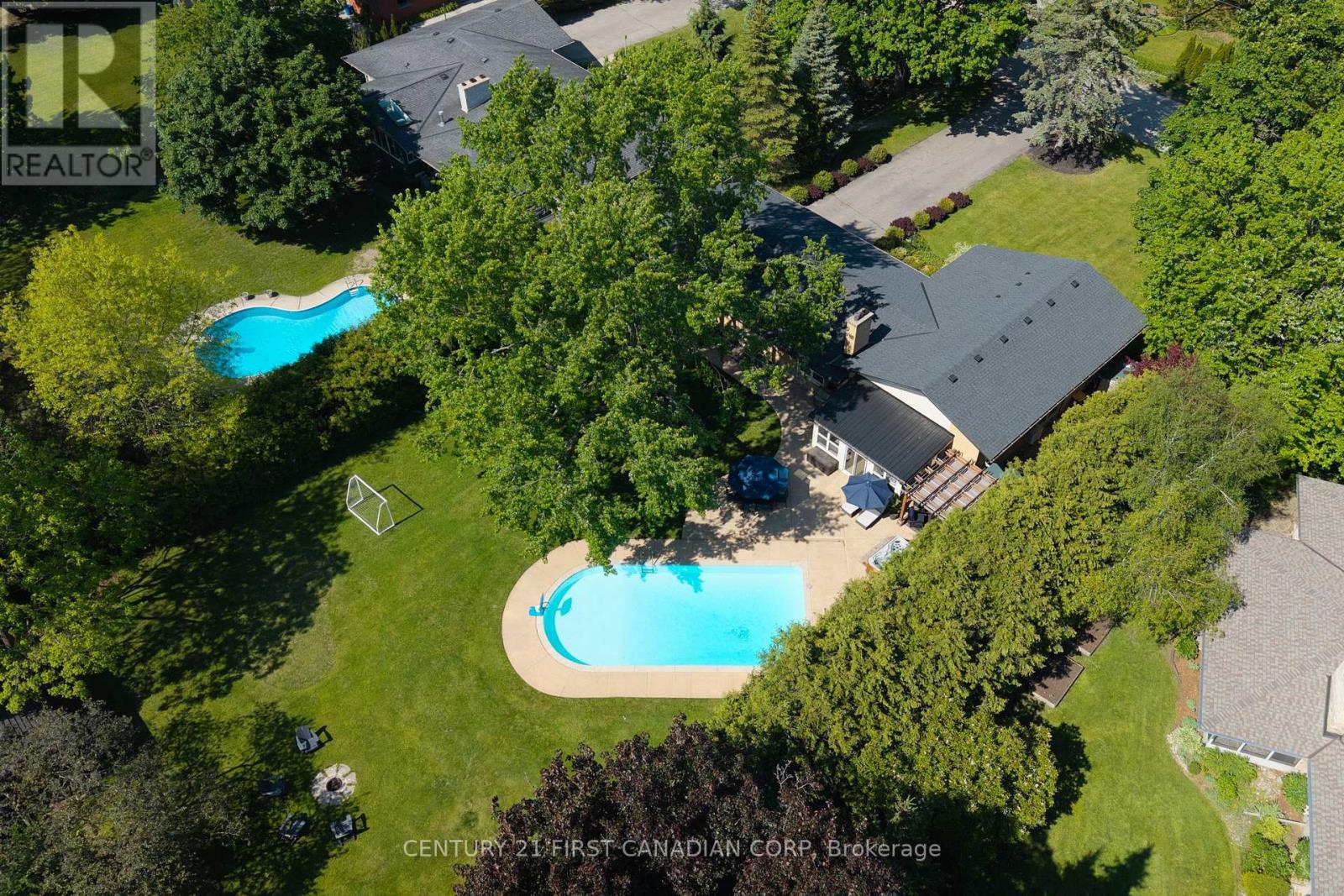 1505 STONEYBROOK CRESCENT - 46