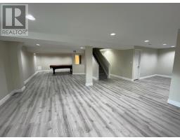 1035 Masters Green, Oakville, ON L6M2N8 Photo 18