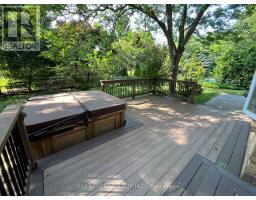 1035 Masters Green, Oakville, ON L6M2N8 Photo 28