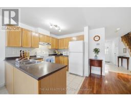 93 San Gabriele Place, Toronto, ON M9L3A5 Photo 14