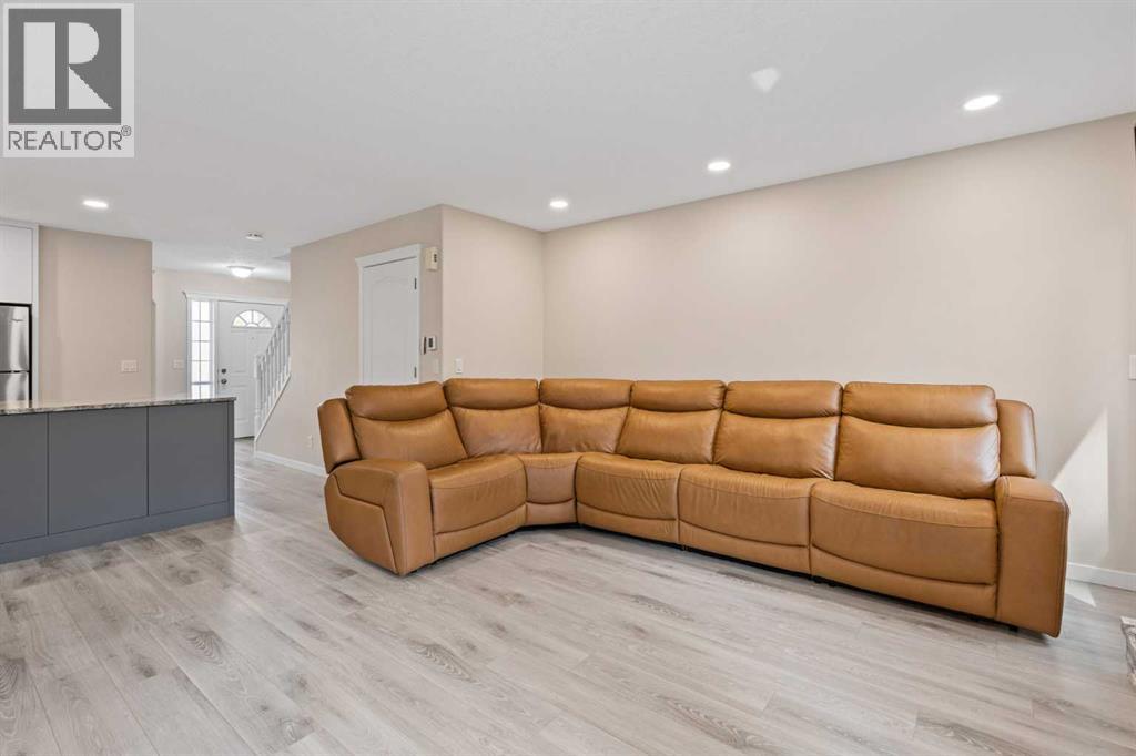 148 Cramond Crescent SE - 8