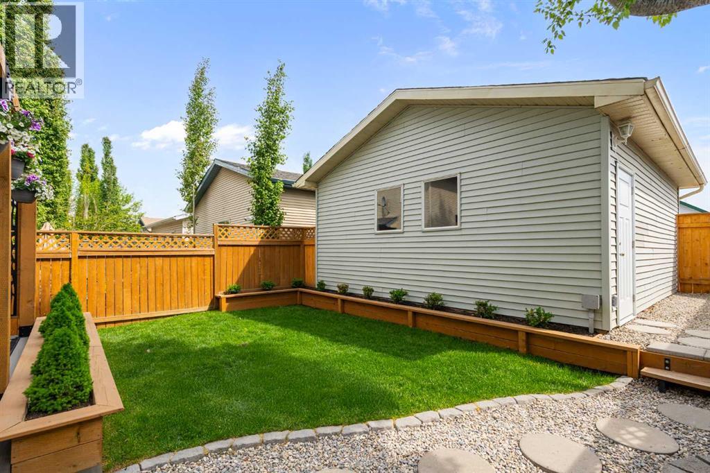 148 Cramond Crescent SE - 35