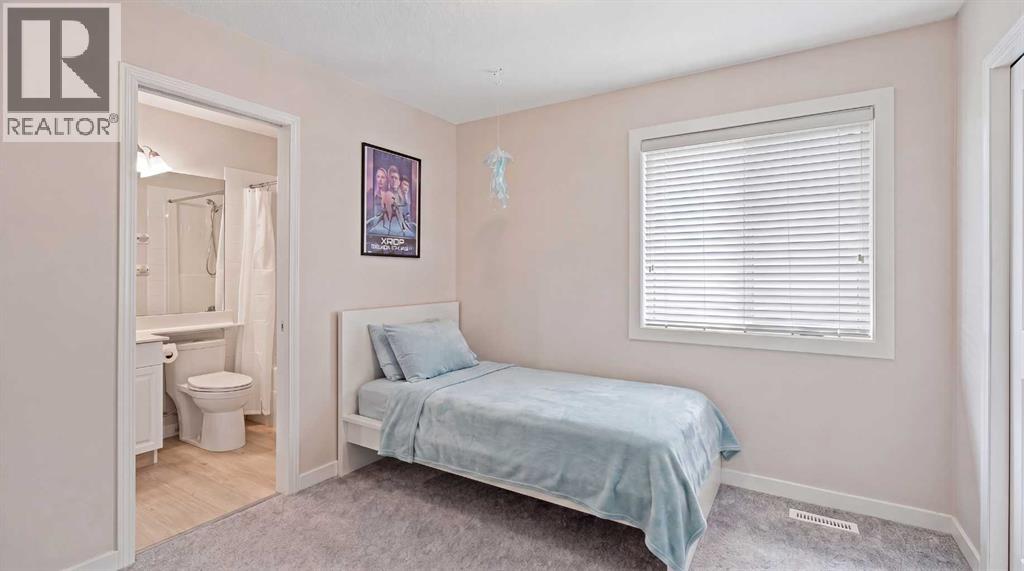 148 Cramond Crescent SE - 25