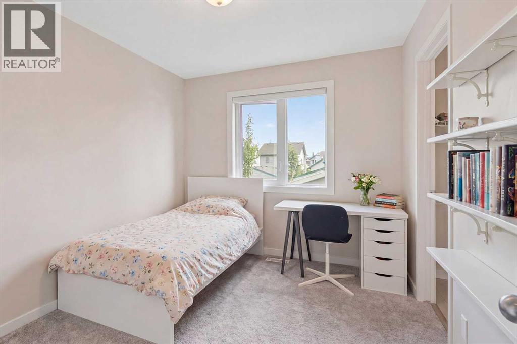 148 Cramond Crescent SE - 23