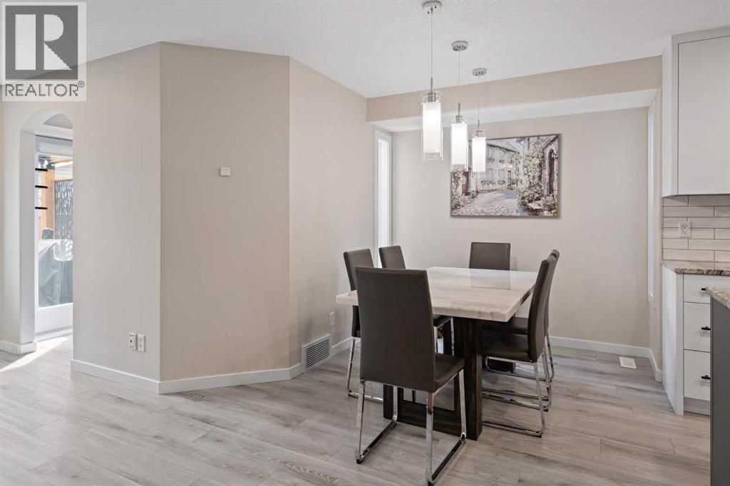 148 Cramond Crescent SE - 7