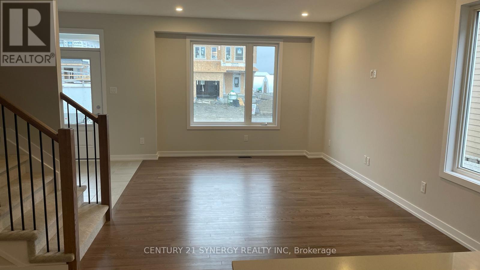 3 Bed, 4 Bath House for Rent in Ottawa – 516 OLDENBURG AVENUE S, Ottawa – MLS# W13246070 - Image 11