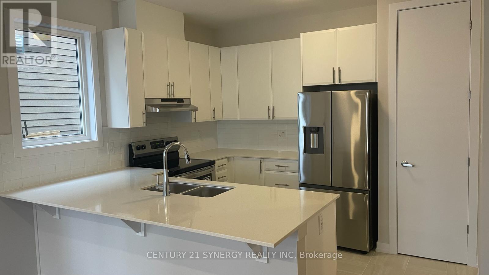 3 Bed, 4 Bath House for Rent in Ottawa – 516 OLDENBURG AVENUE S, Ottawa – MLS# W13246070 - Image 15