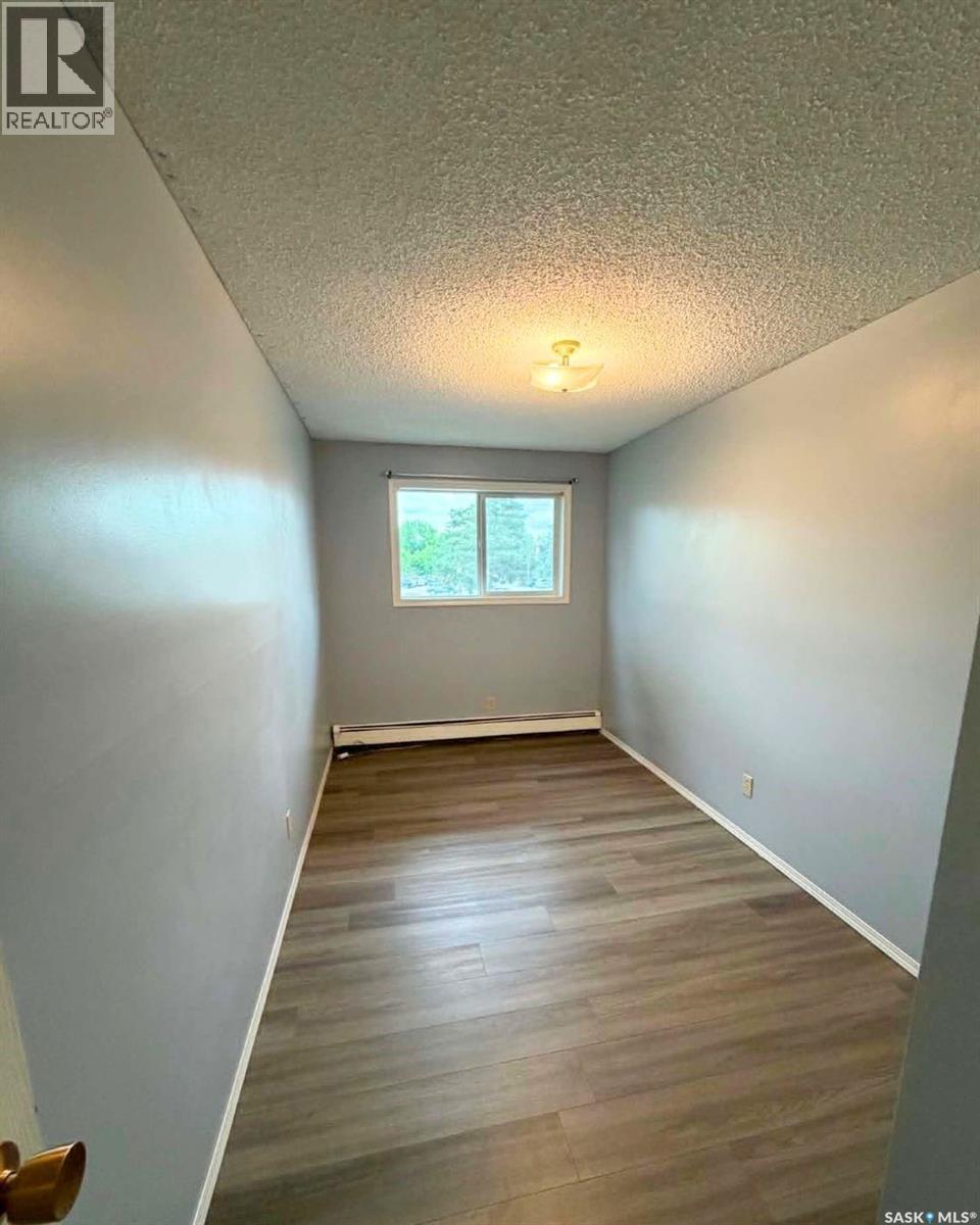 #207 423 Tait COURT - 10