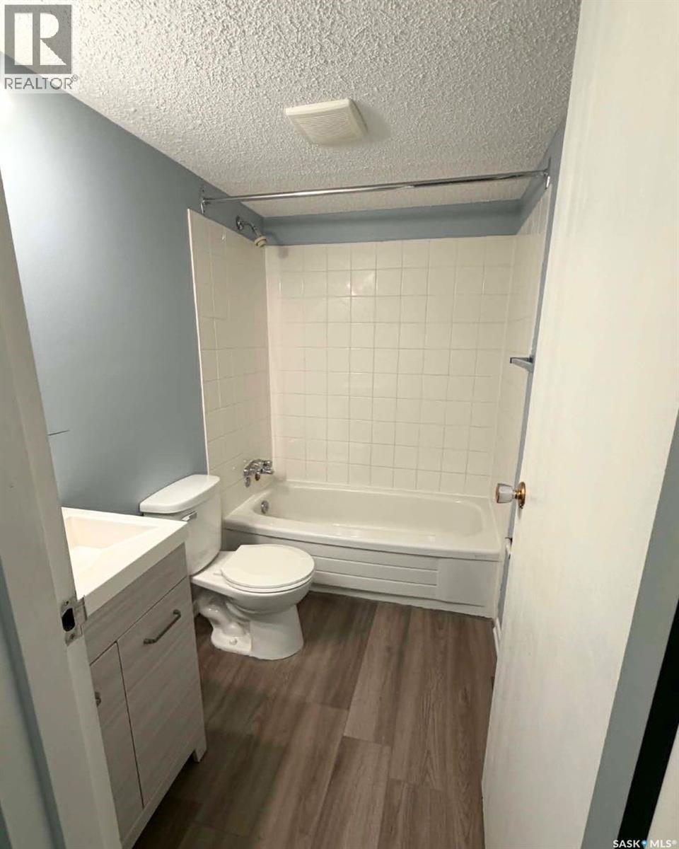 #207 423 Tait COURT - 13