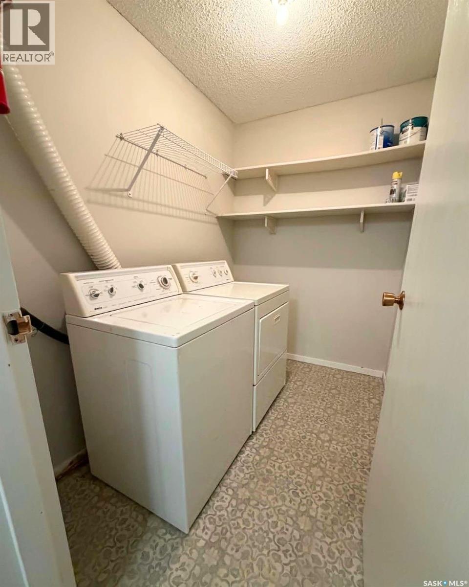 #207 423 Tait COURT - 8