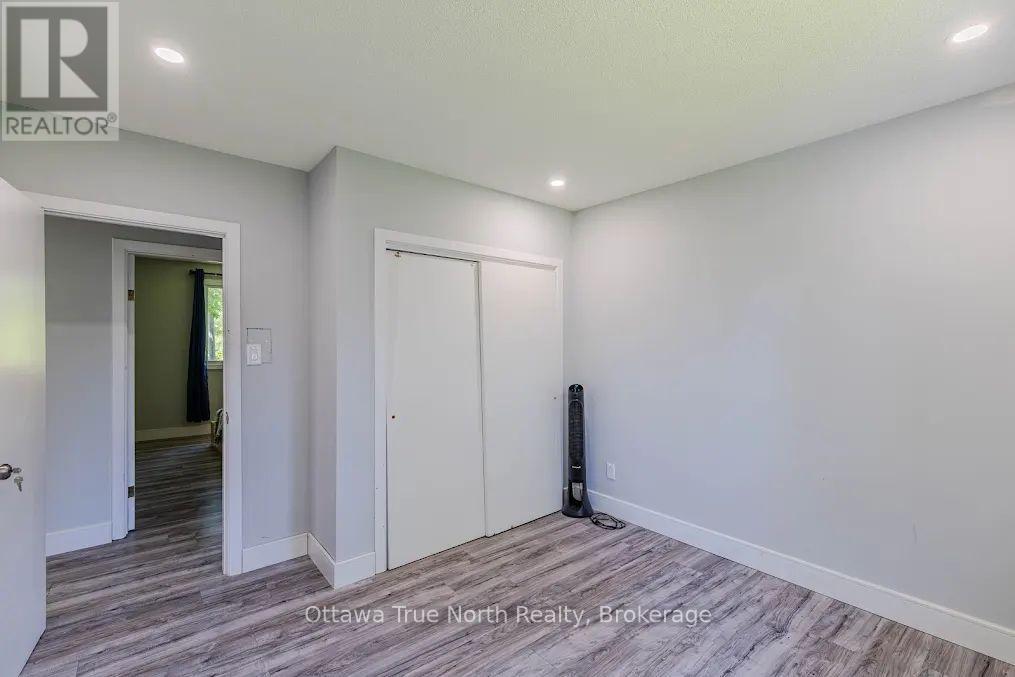 35 TAUVETTE STREET - 23
