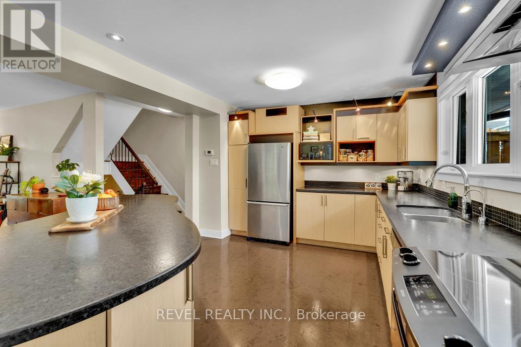 144 MONTEREY DRIVE - 15