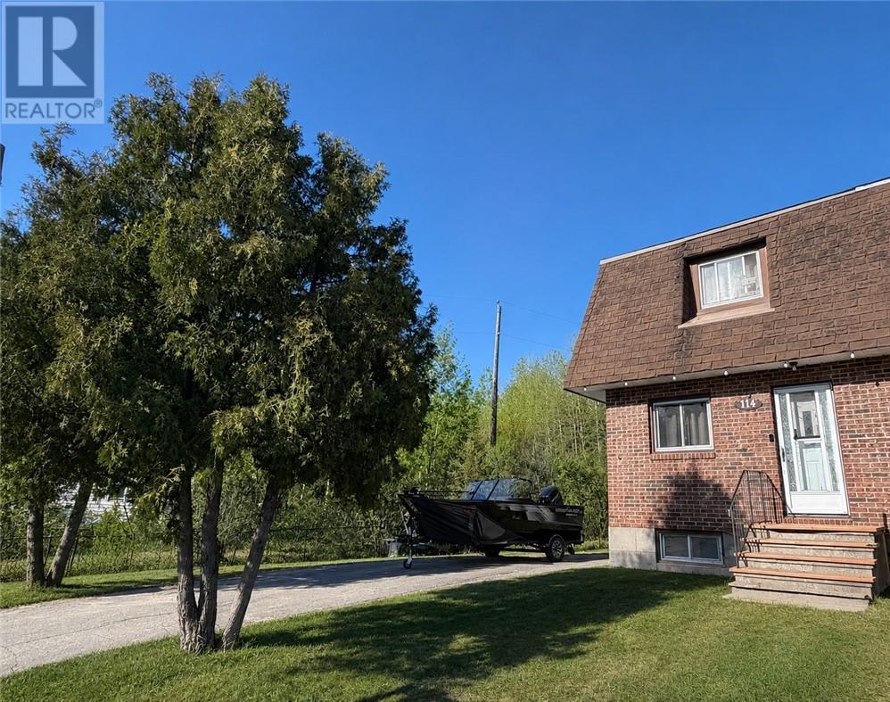 114 Minto Street - 1