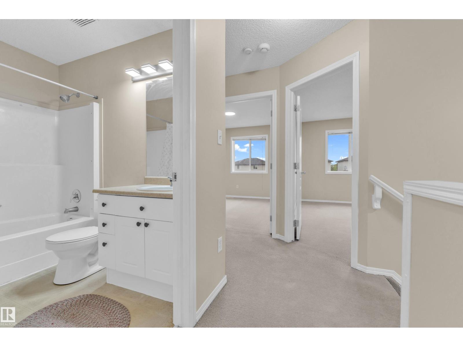 3134 30 AV NW NW - 16