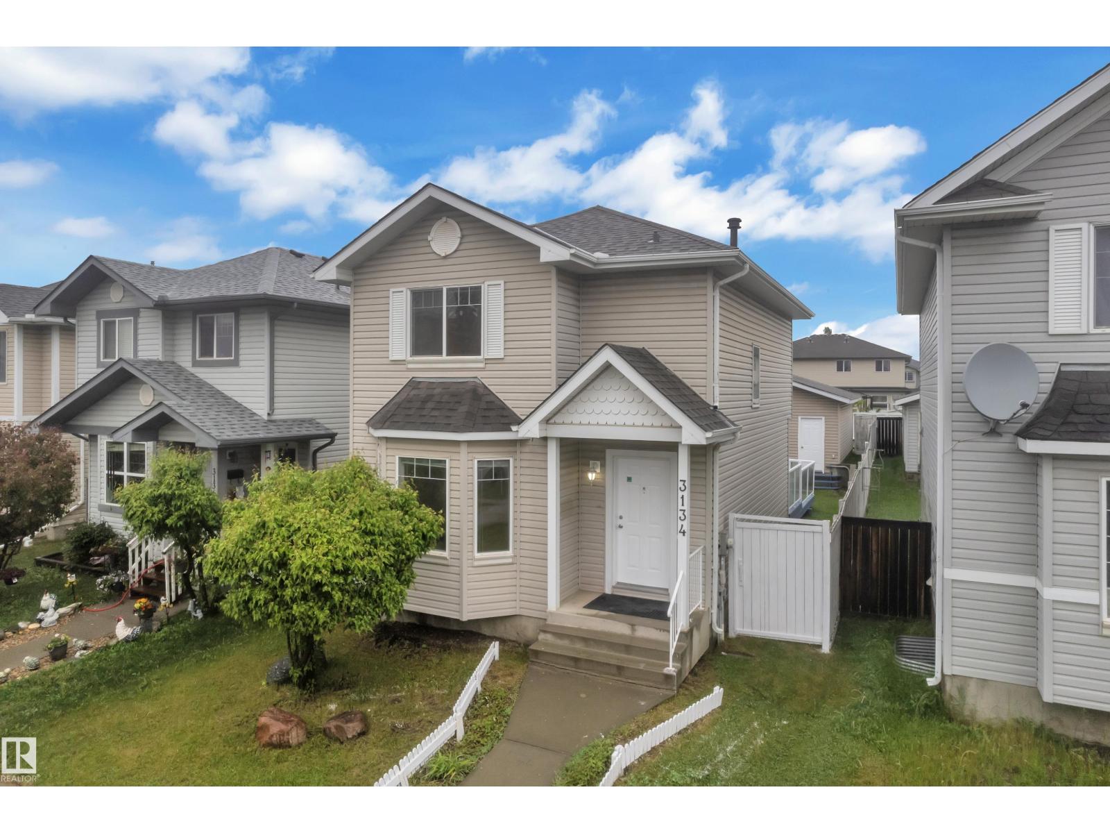 3134 30 AV NW NW - Image 2