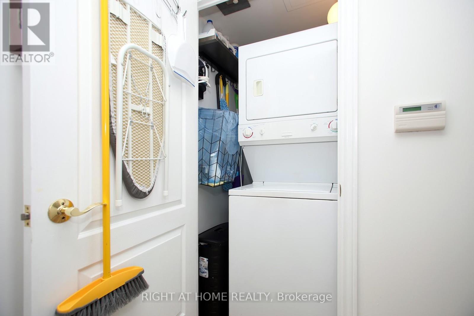 #505 3830 BATHURST STREET - 25