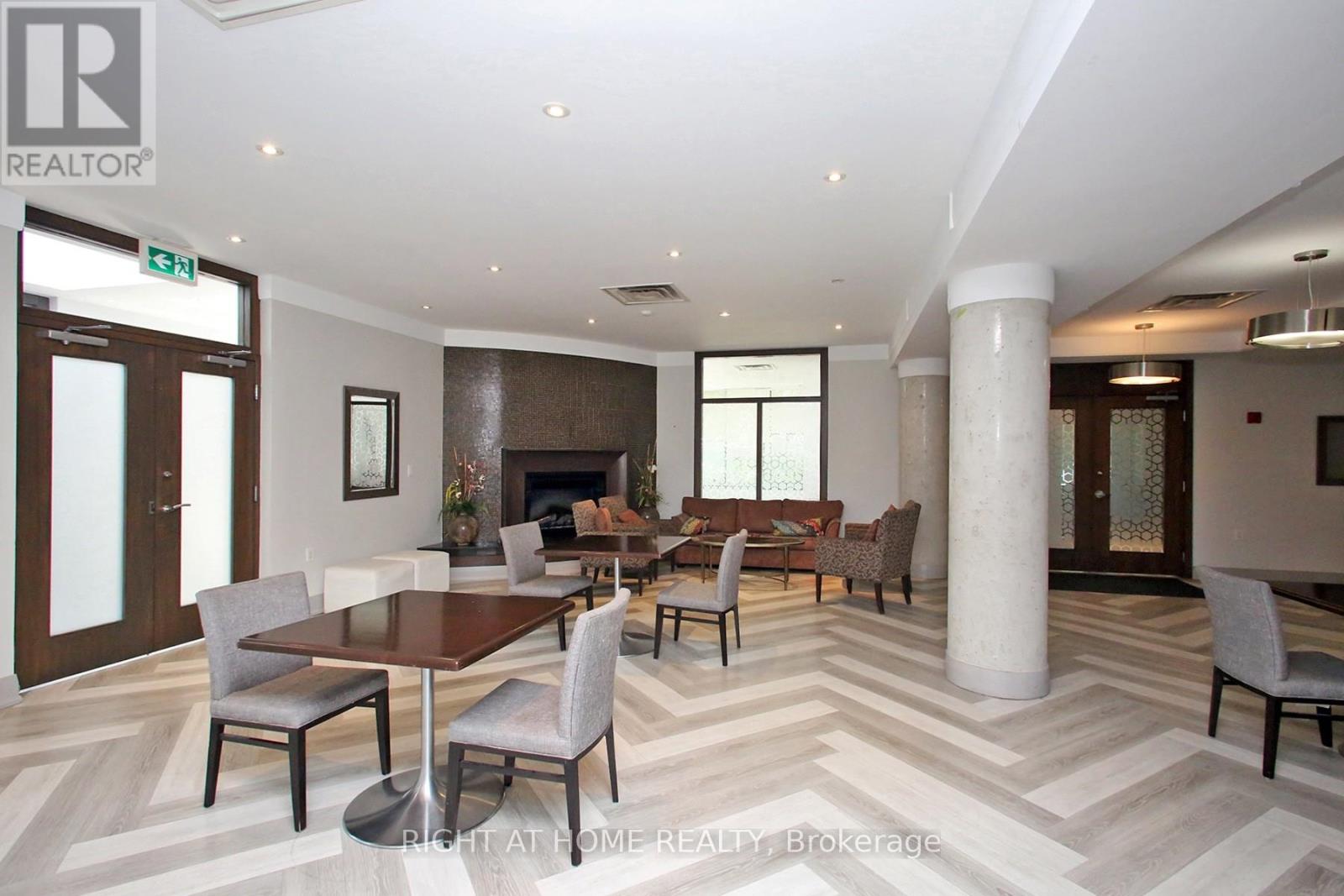 #505 3830 BATHURST STREET - 32
