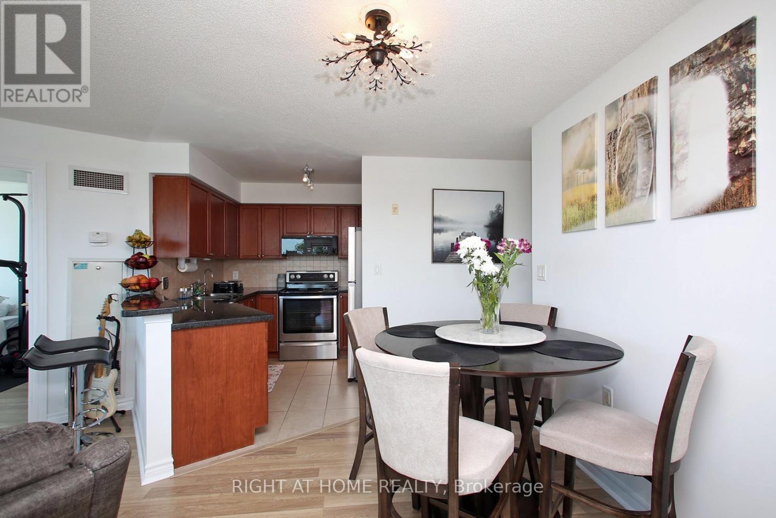 #505 3830 BATHURST STREET - 5