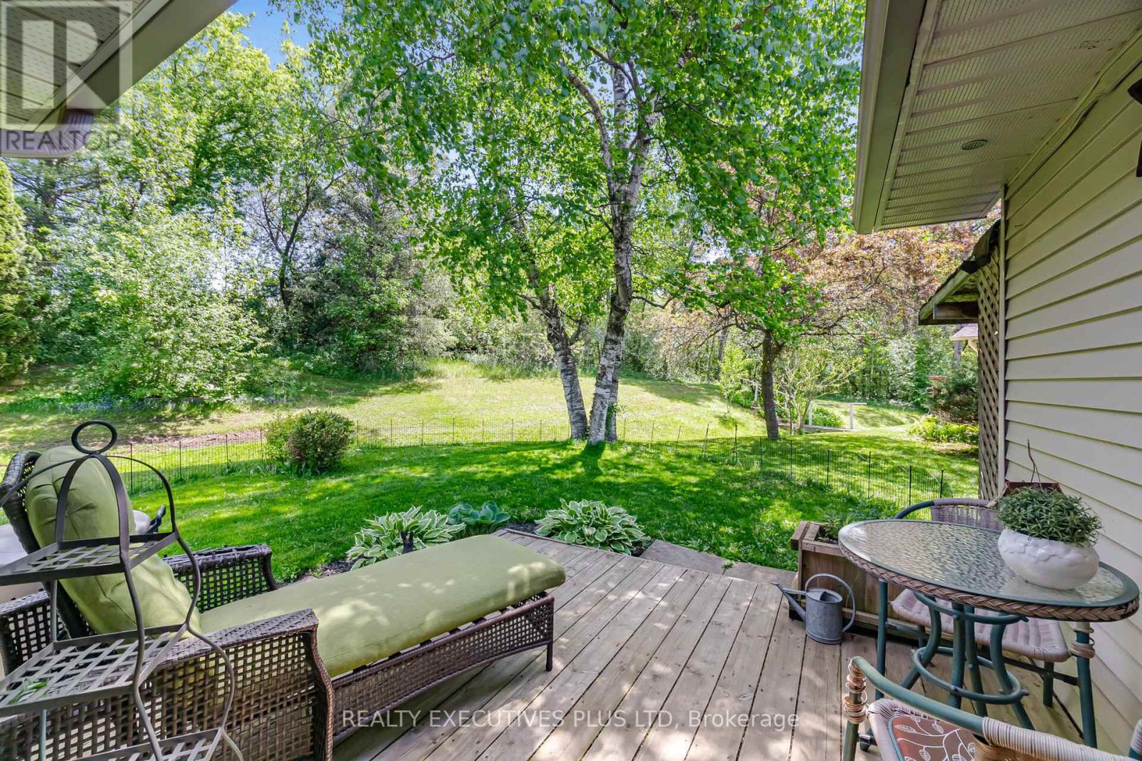 3 PINEVIEW COURT - 27
