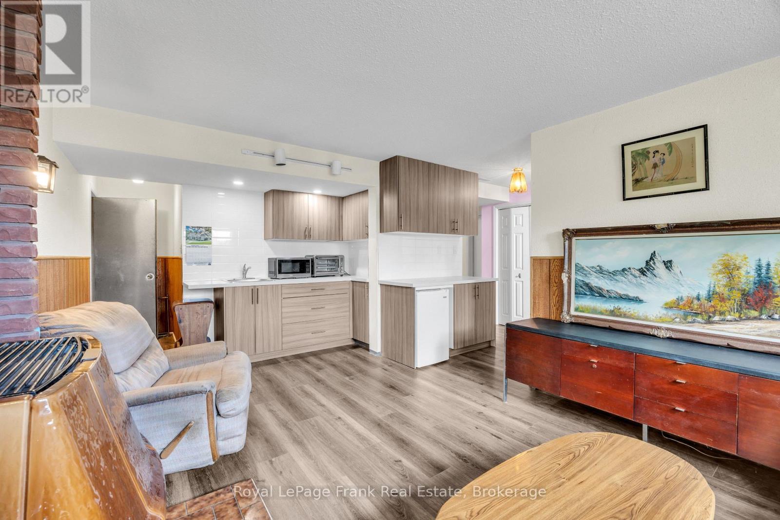 311 CUMBERLAND COURT - 20