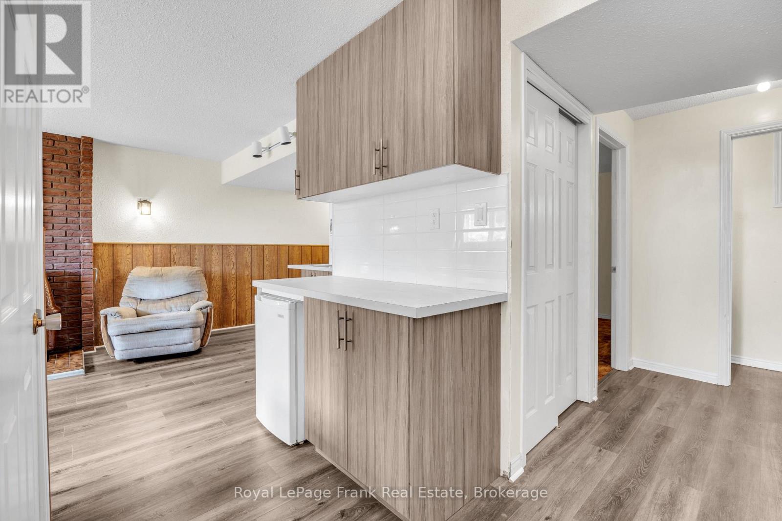 311 CUMBERLAND COURT - 21