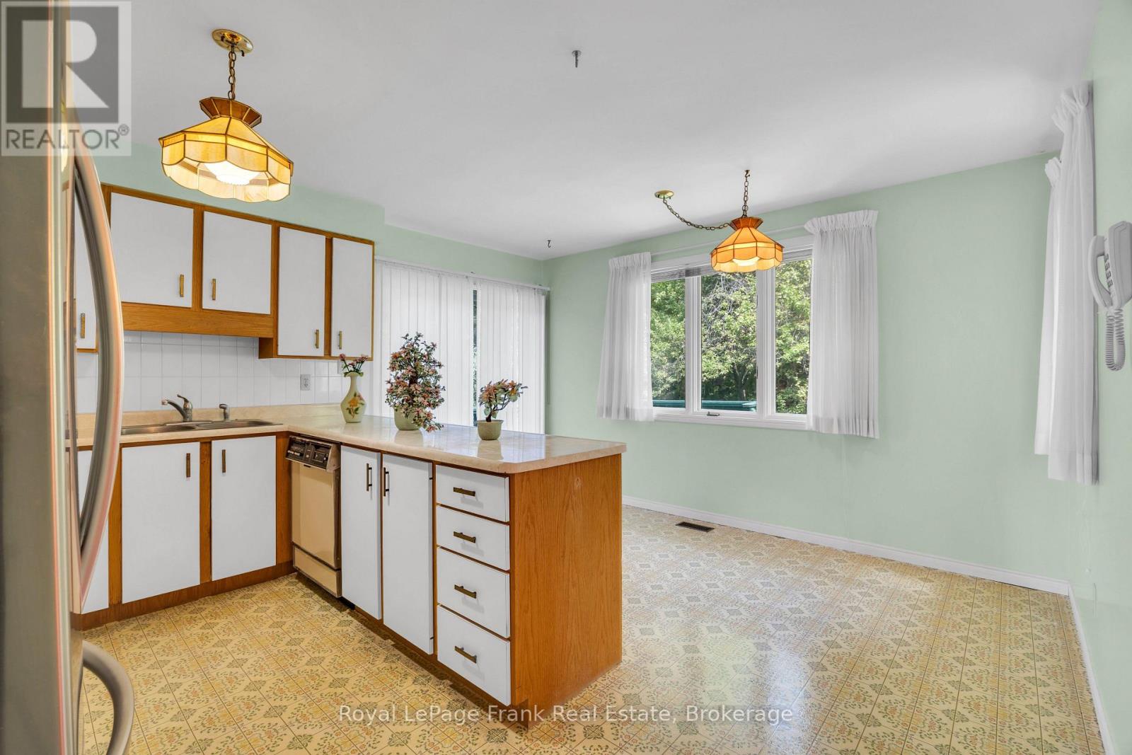 311 CUMBERLAND COURT - 9