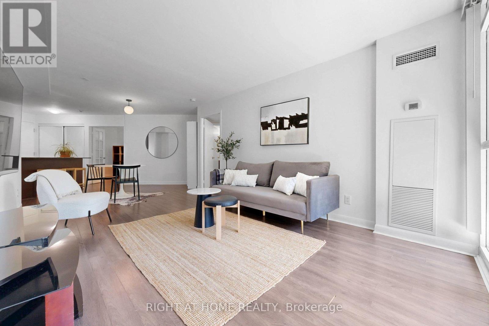 #326 525 WILSON AVENUE - 26