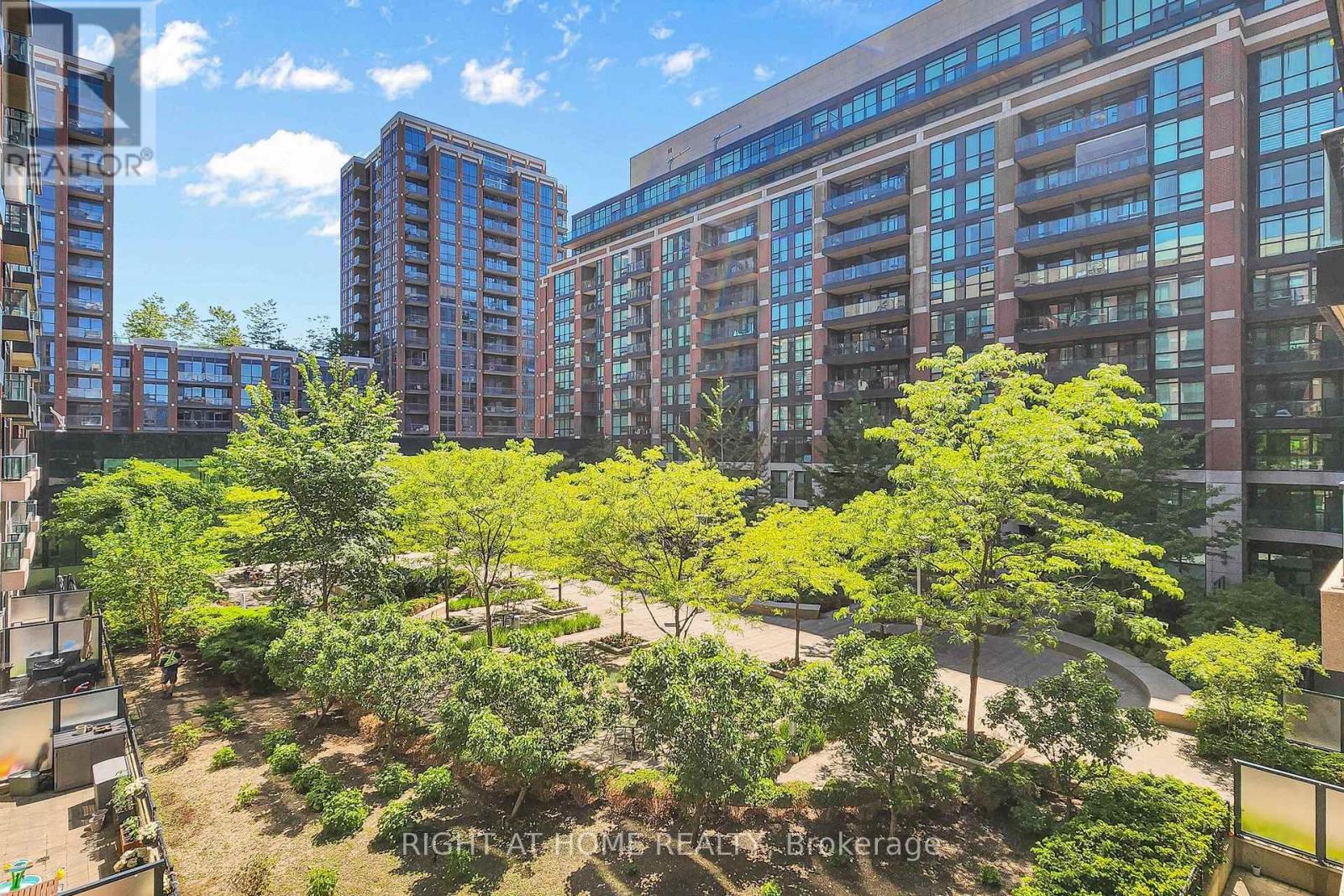 #326 525 WILSON AVENUE - 36
