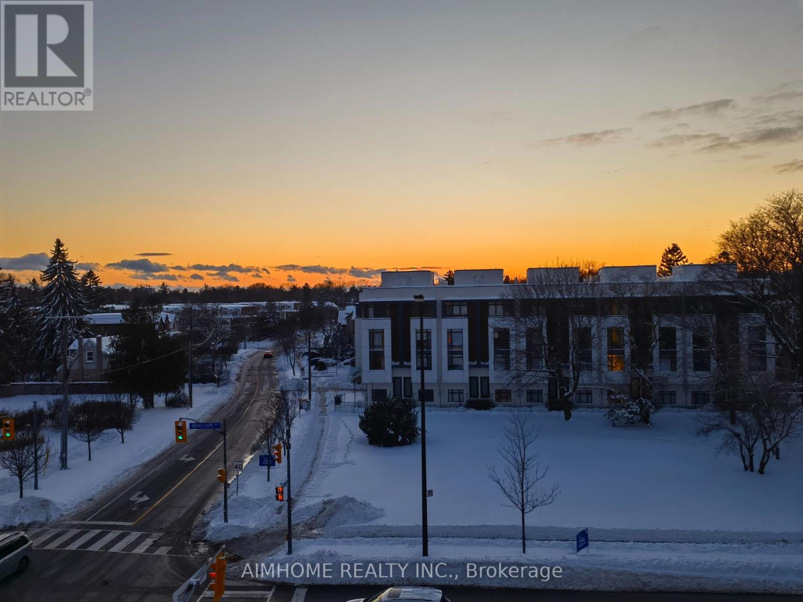 #TH120 26 CHURCHILL AVENUE - 38