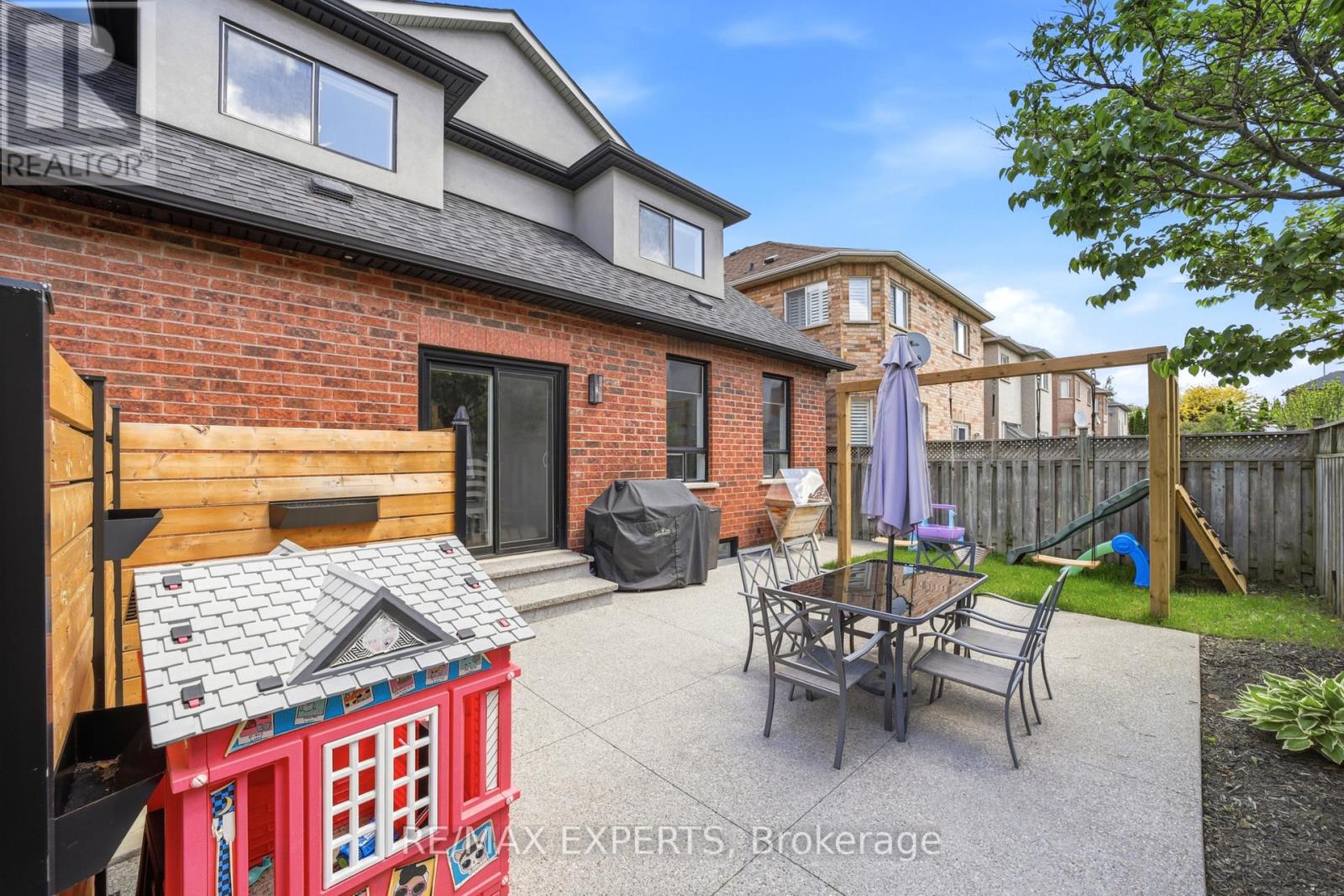23 SHADETREE CRESCENT - 39