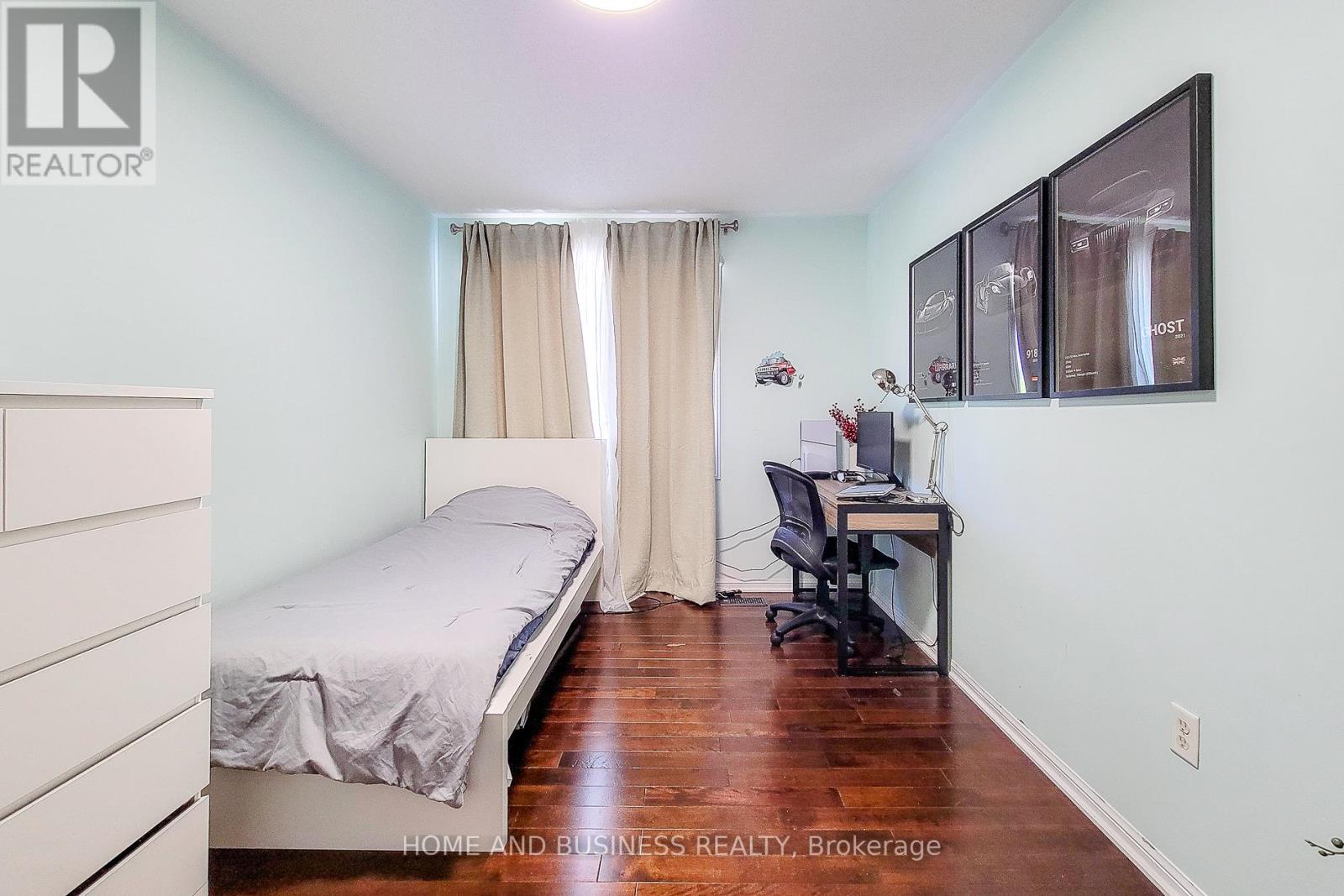 398 SCHREYER CRESCENT - 30