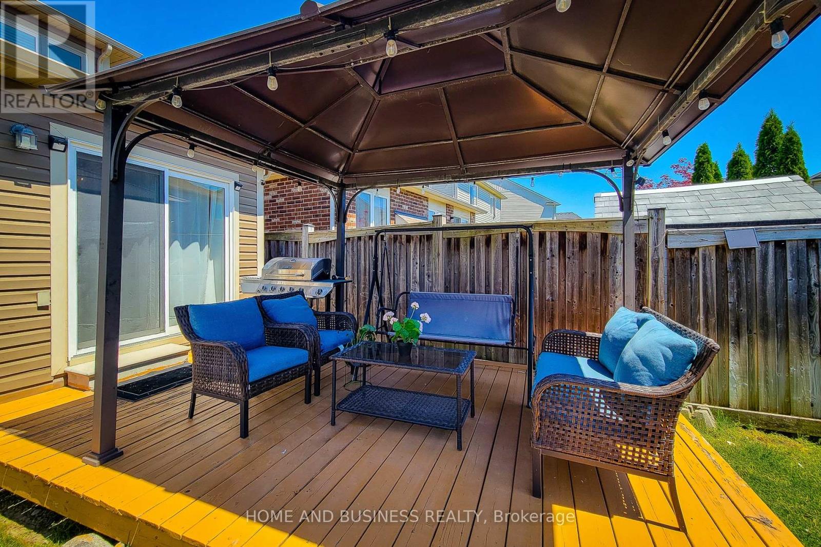 398 SCHREYER CRESCENT - 40