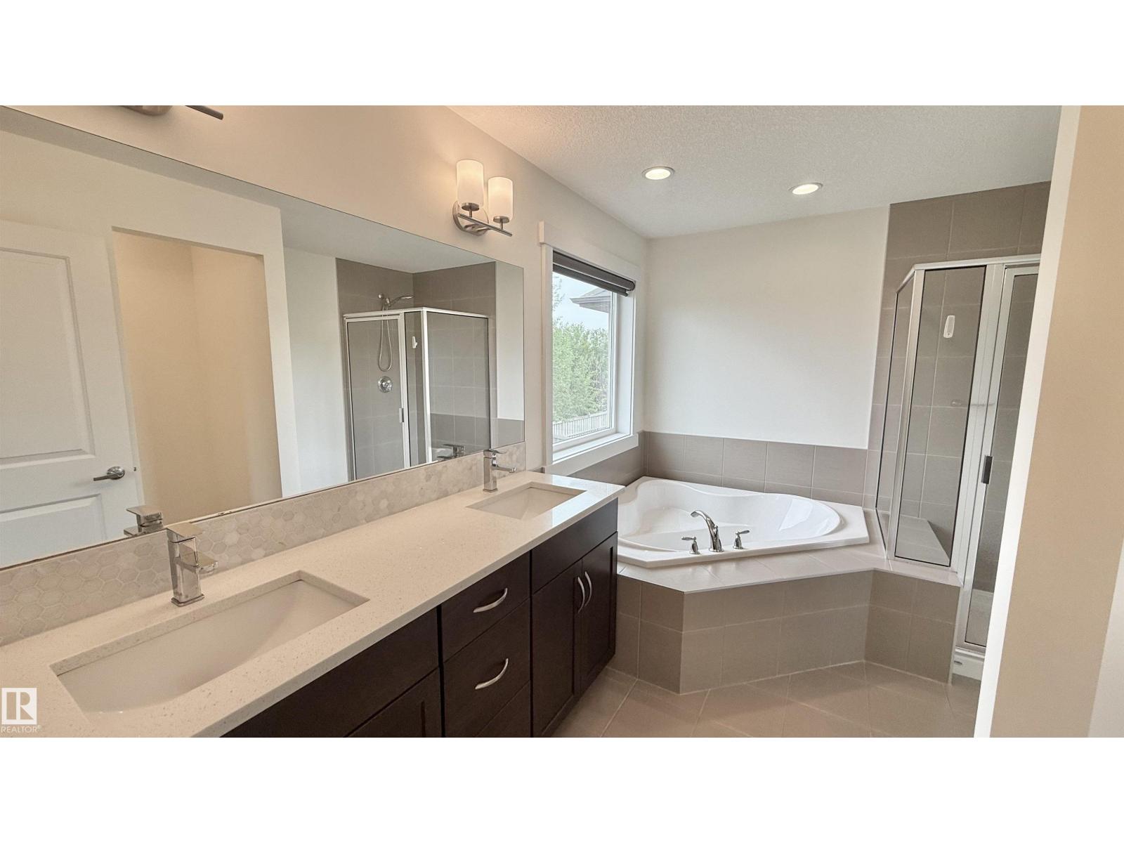 3962 CLAXTON LO SW - 27