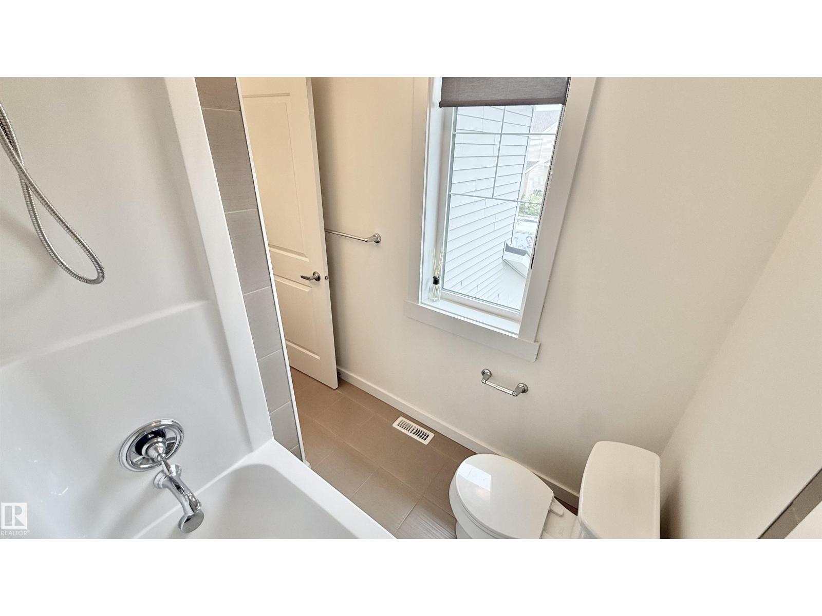 3962 CLAXTON LO SW - 41