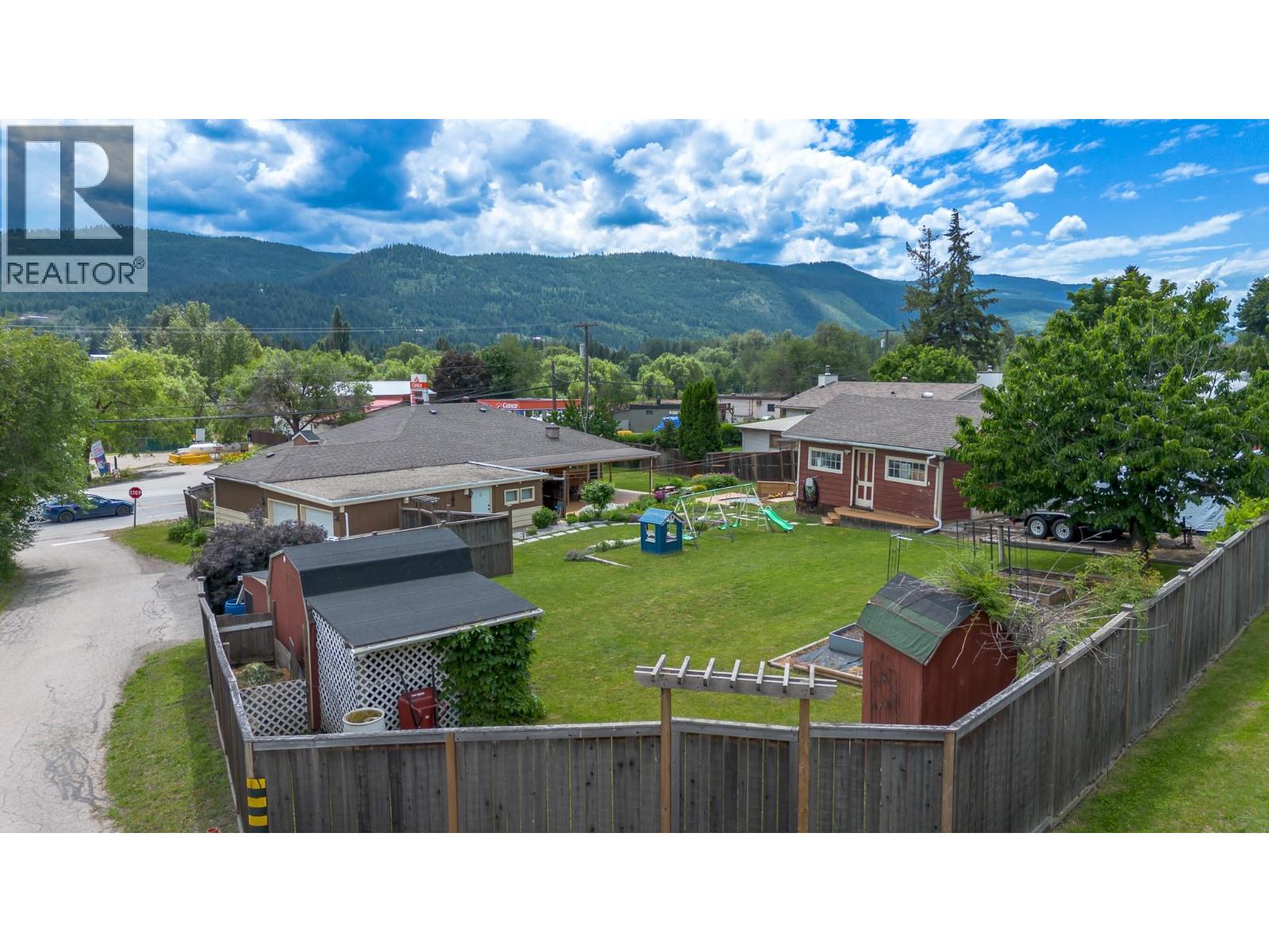 6310 Freeman Drive - 4