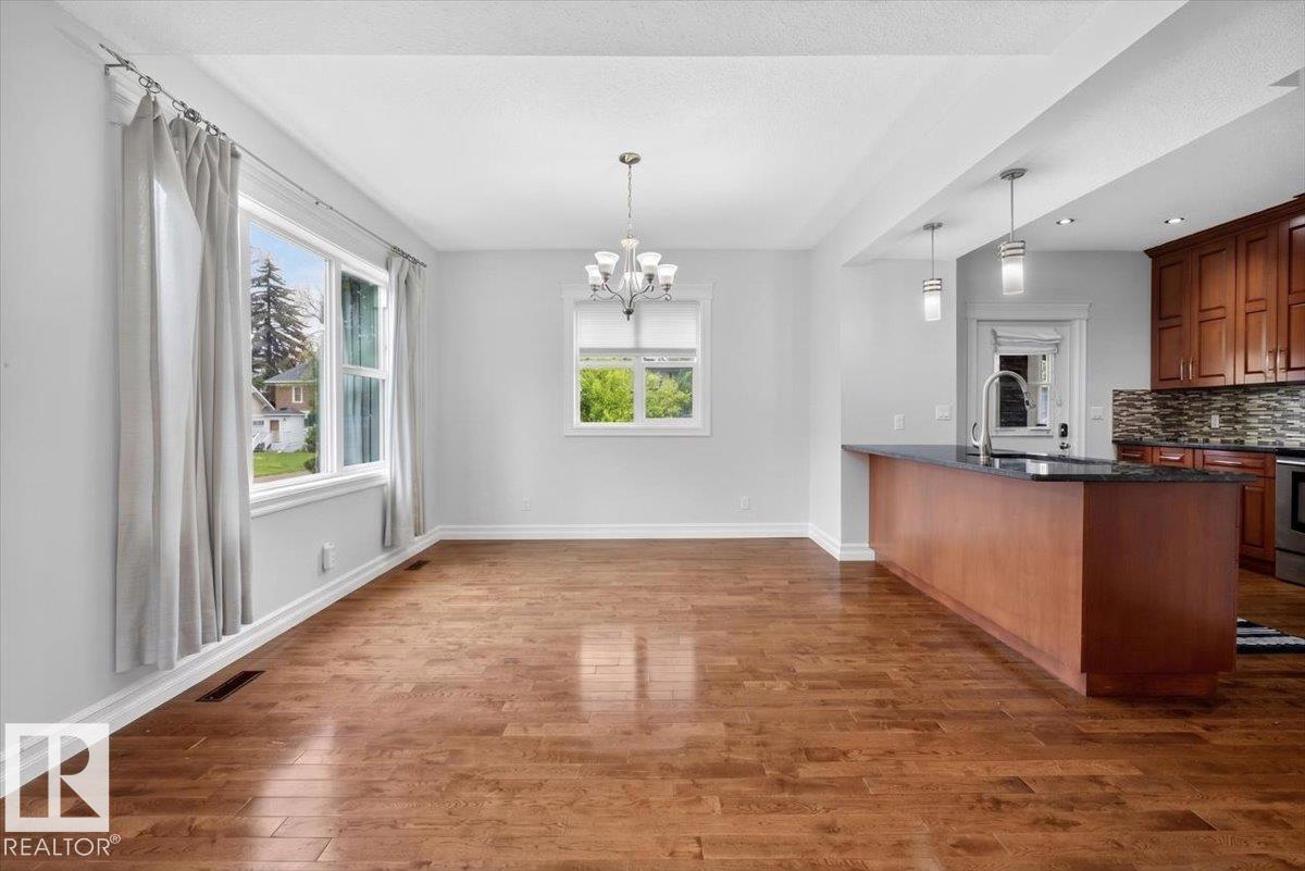 10958 88 AV NW - 11