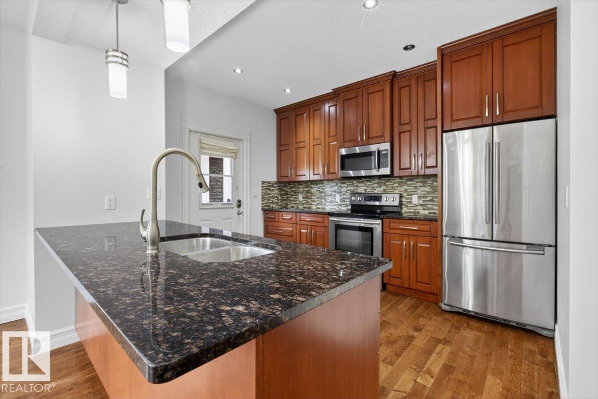 10958 88 AV NW - 15