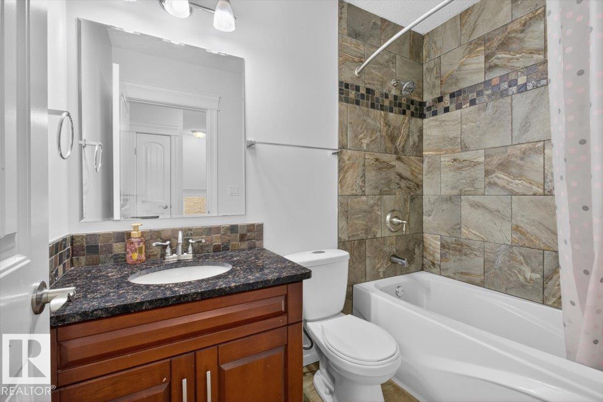 10958 88 AV NW - 27