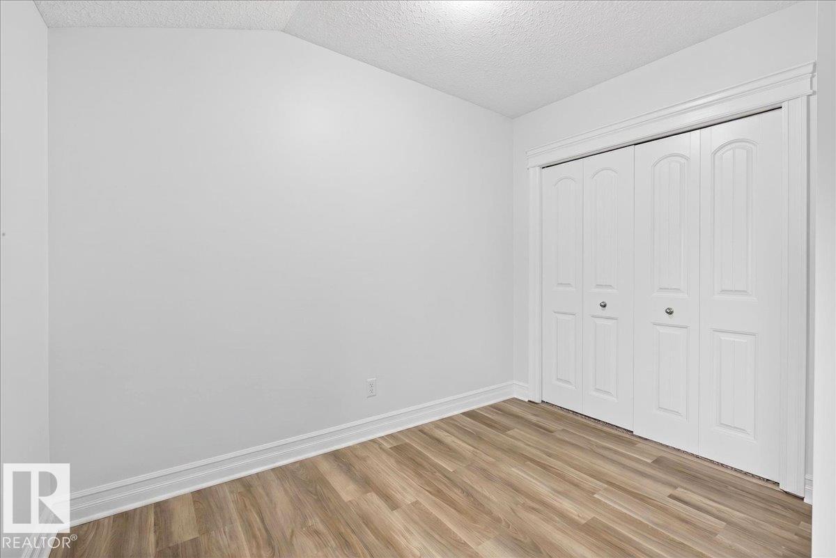 10958 88 AV NW - 30