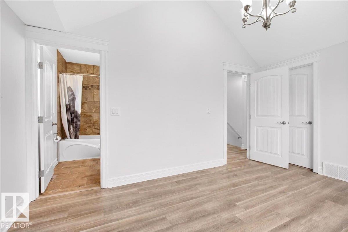 10958 88 AV NW - 31