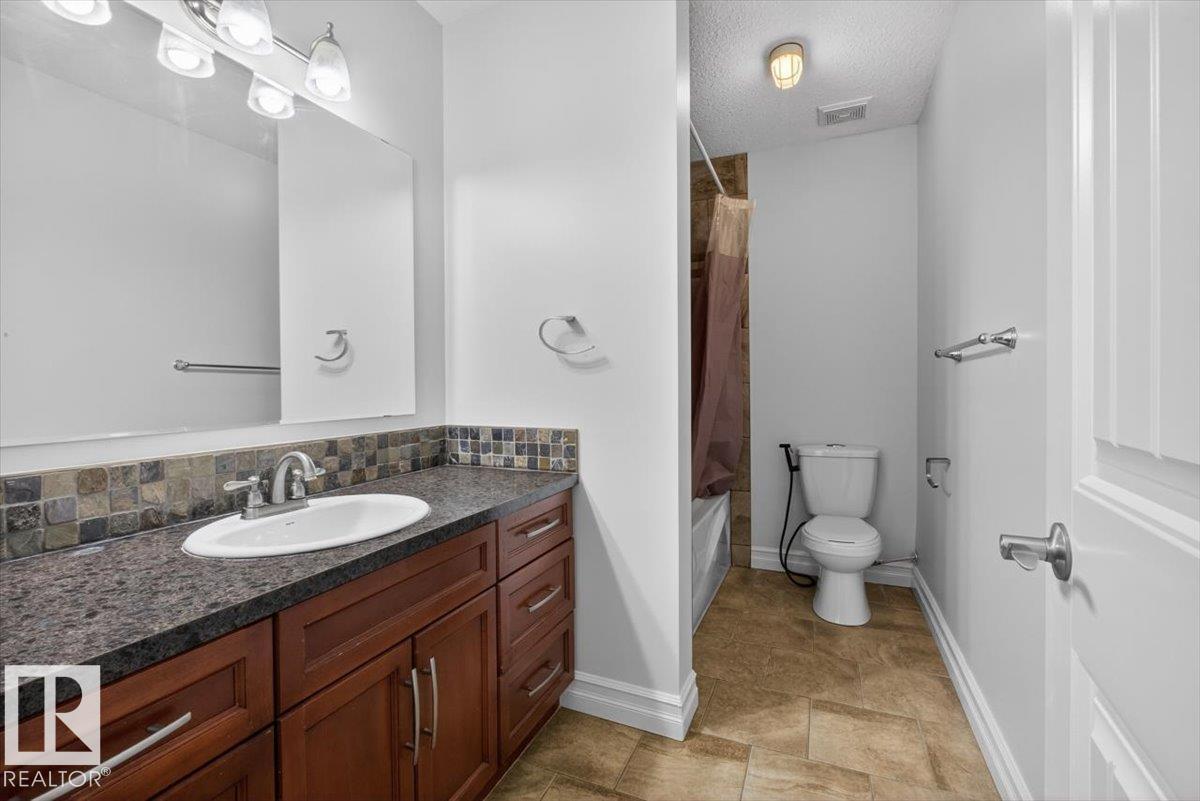 10958 88 AV NW - 47