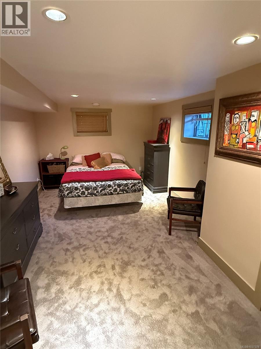 2678 Dunlevy St - 27