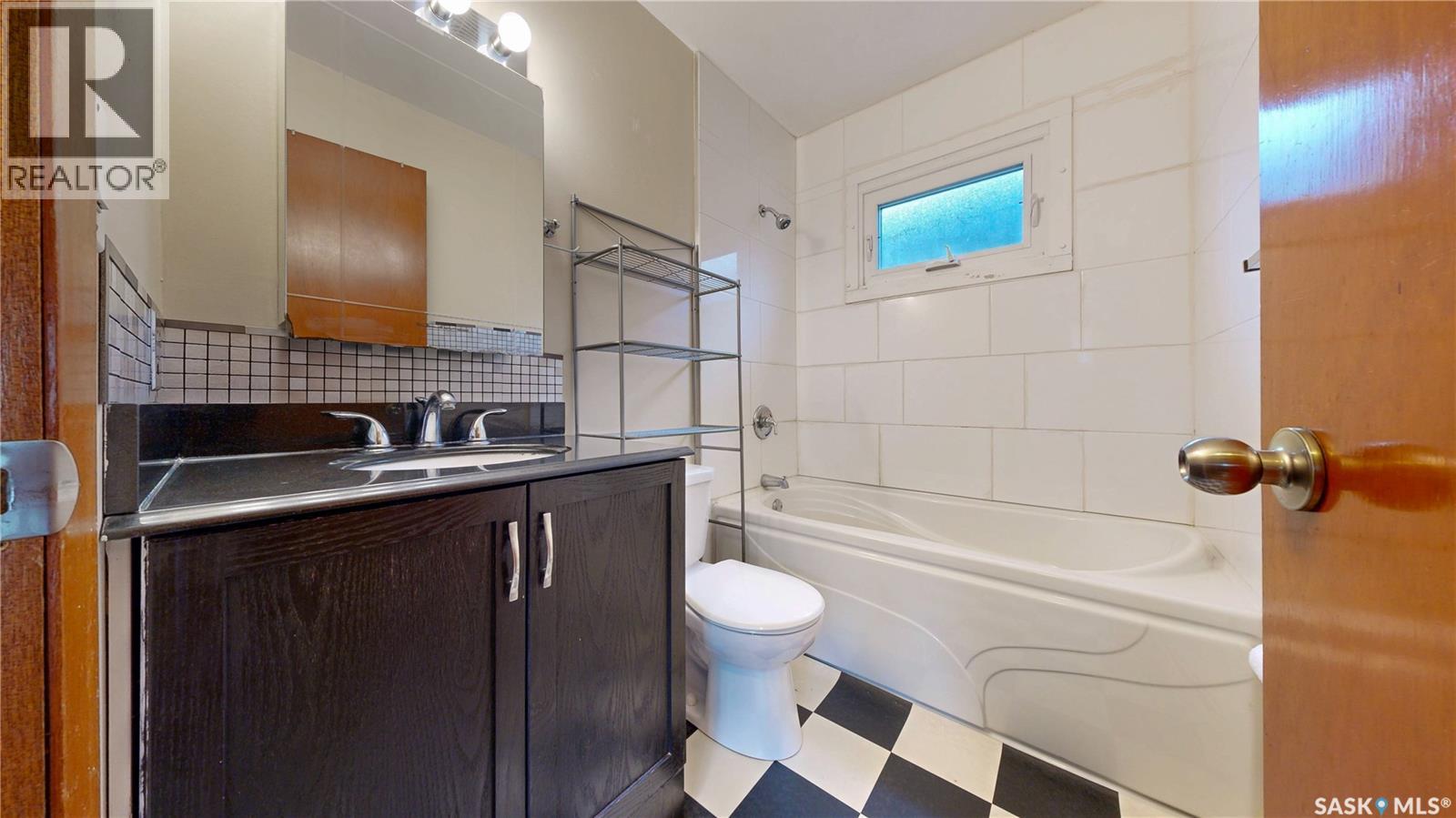 2133 Broder STREET — photo 14