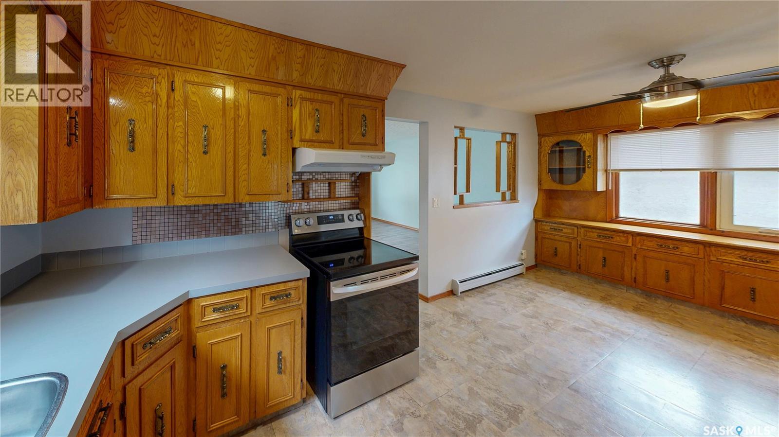 2133 Broder STREET — photo 7
