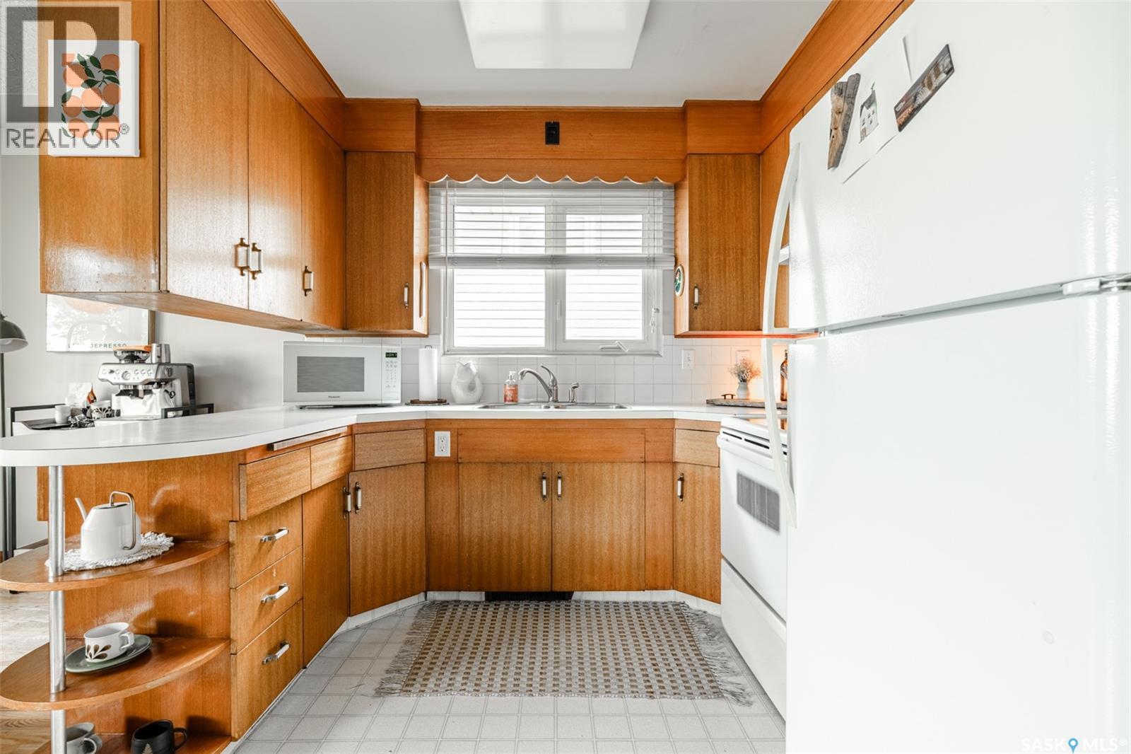 2504 14th STREET E - 11