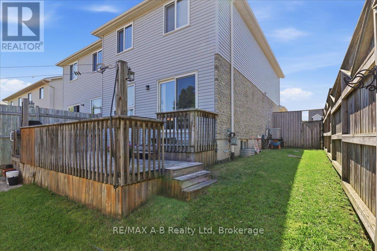 528 NELSON STREET W - 36