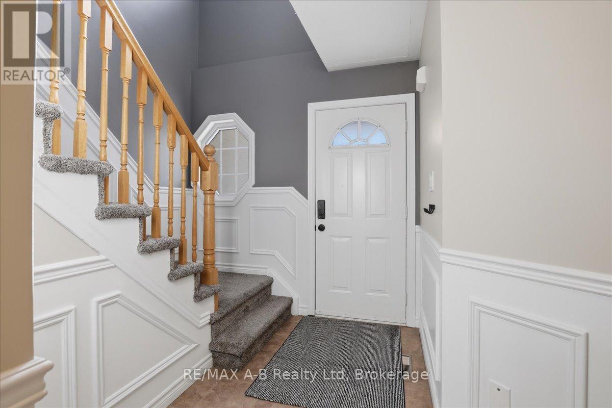 528 NELSON STREET W - 7
