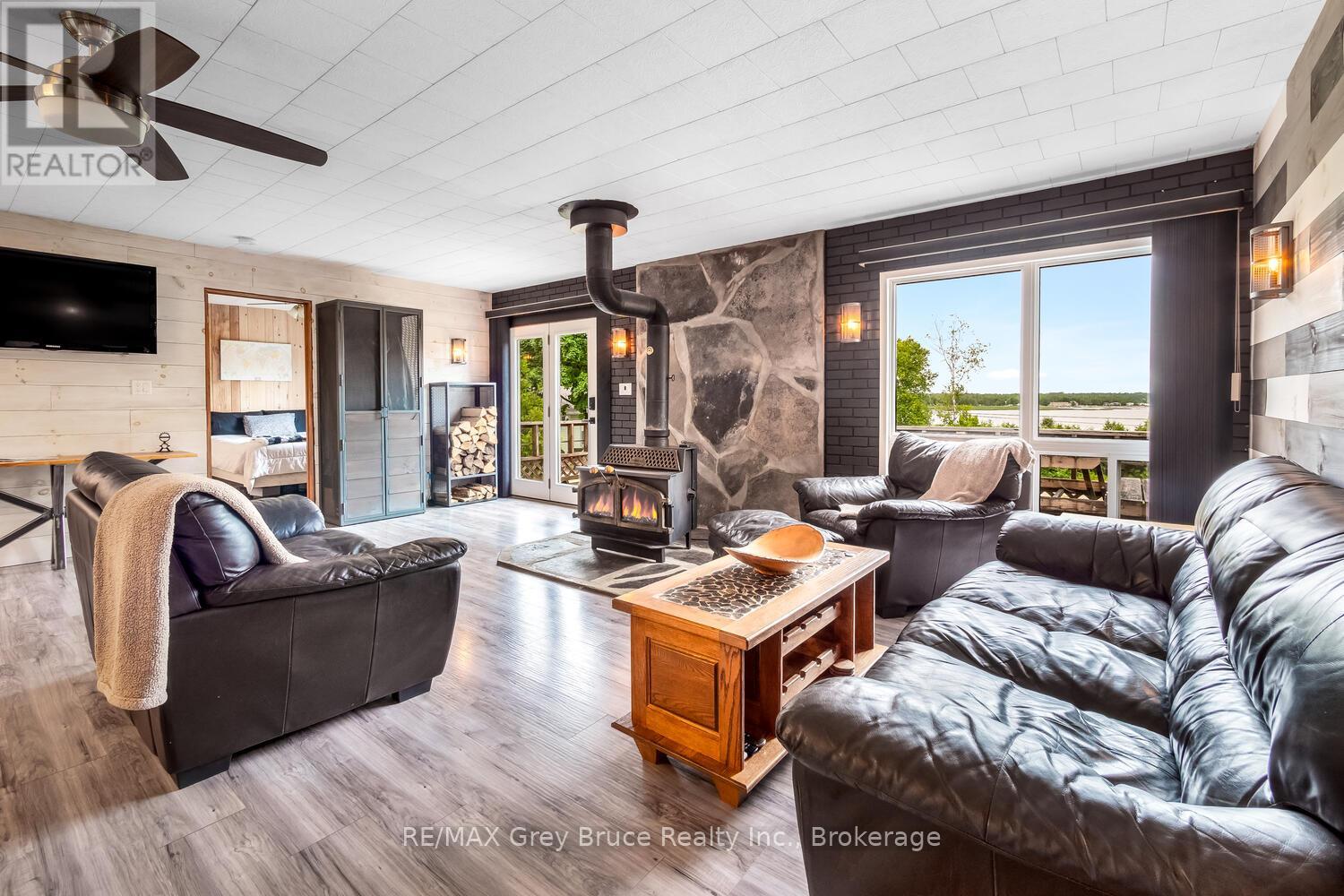 68 TAMARAC ROAD - 1