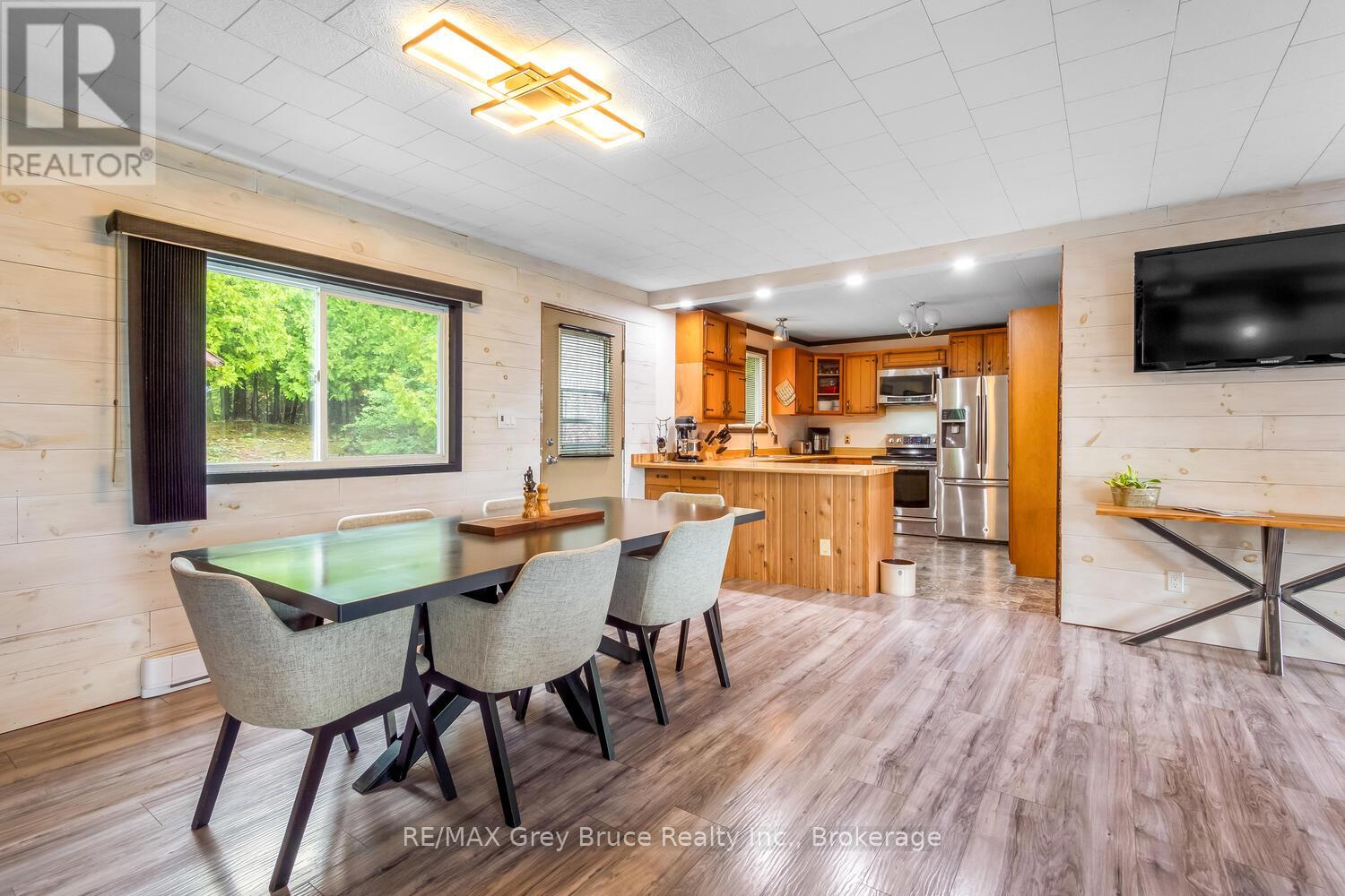68 TAMARAC ROAD - 13