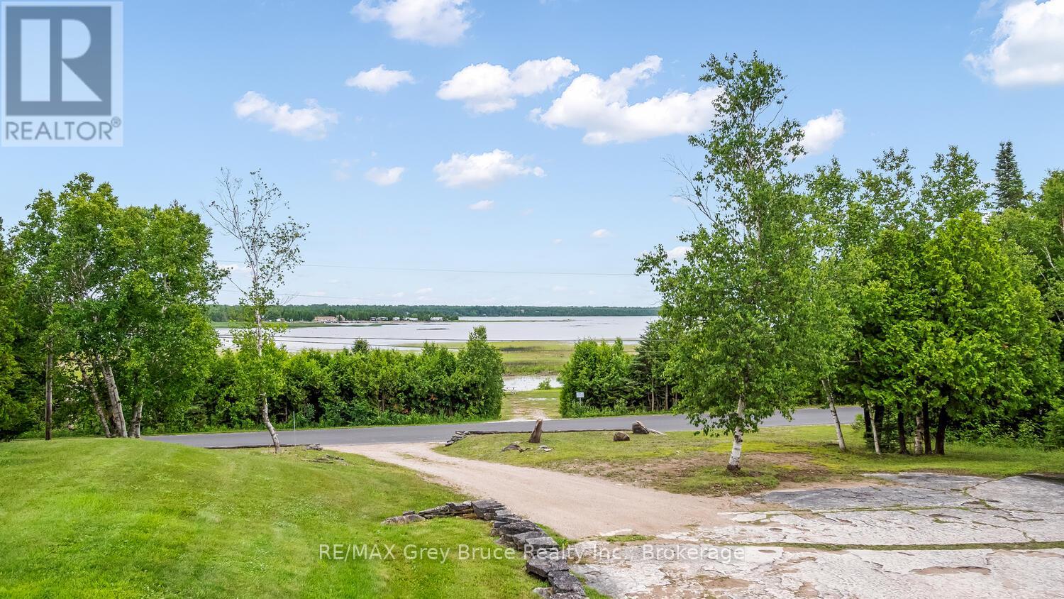 68 TAMARAC ROAD - 3